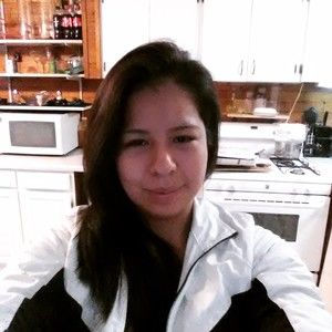 Meet your Posher, Desiree